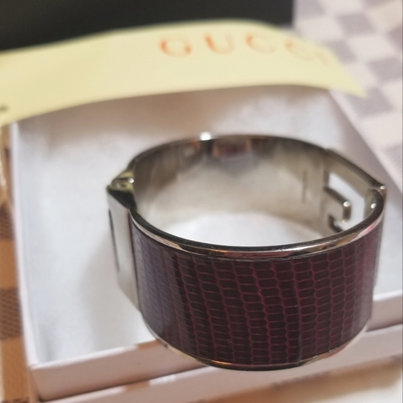 GUCCI Logo Alligator Leather Silver Clamper Bangle Bracelet - Picture 6 of 8